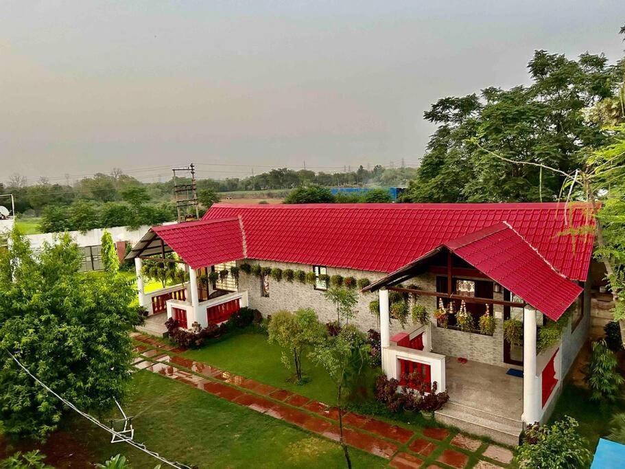 古尔冈Achal Farm जंगल में मंगल别墅 外观 照片